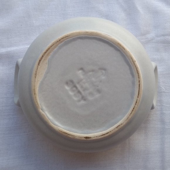 Vintage Pfaltzgraff Yorktowne Soup Tureen with Lid - Picture 6 of 10